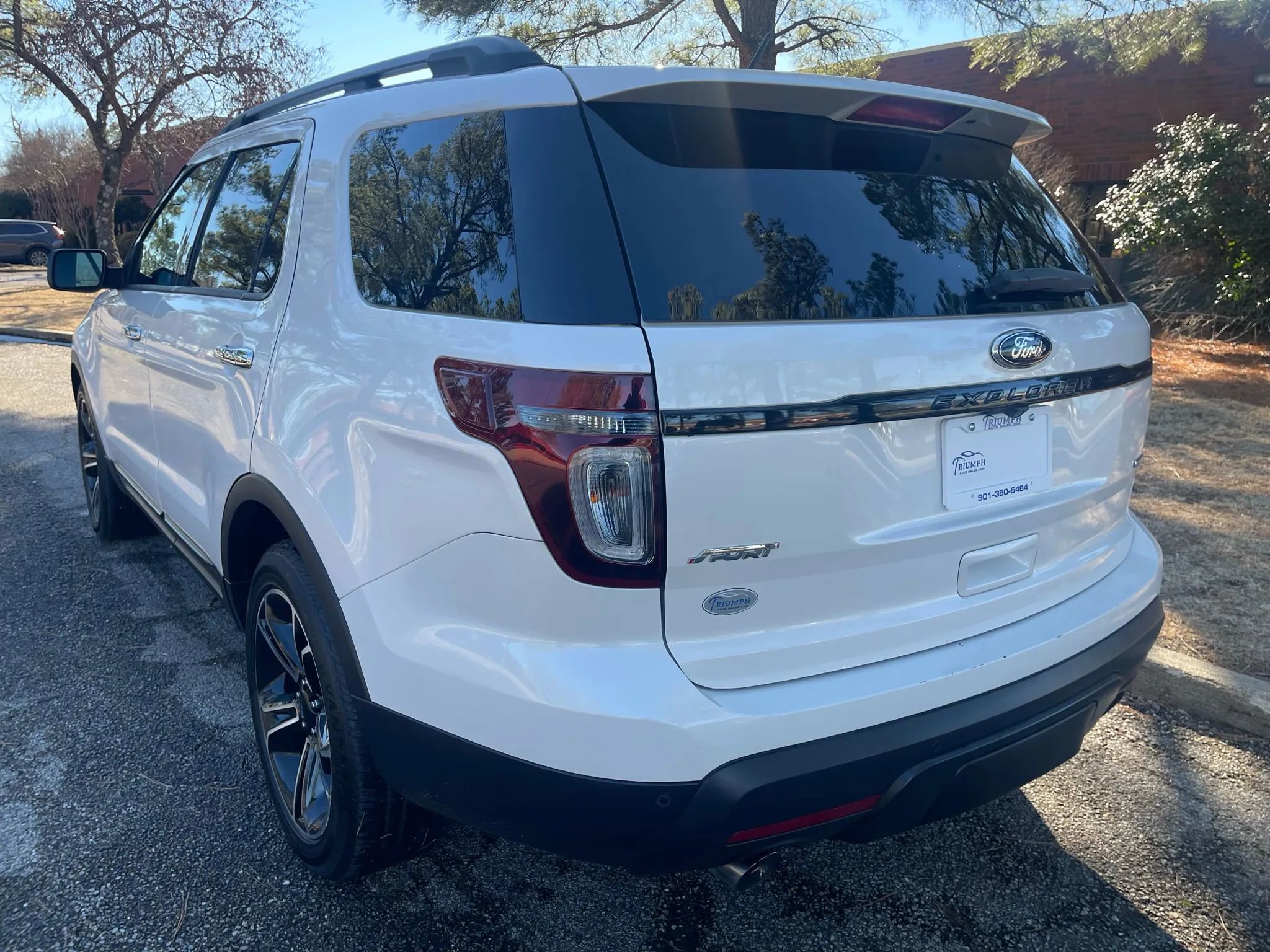 Used 2014 Ford Explorer Sport w/ Equipment Group 401A image 3
