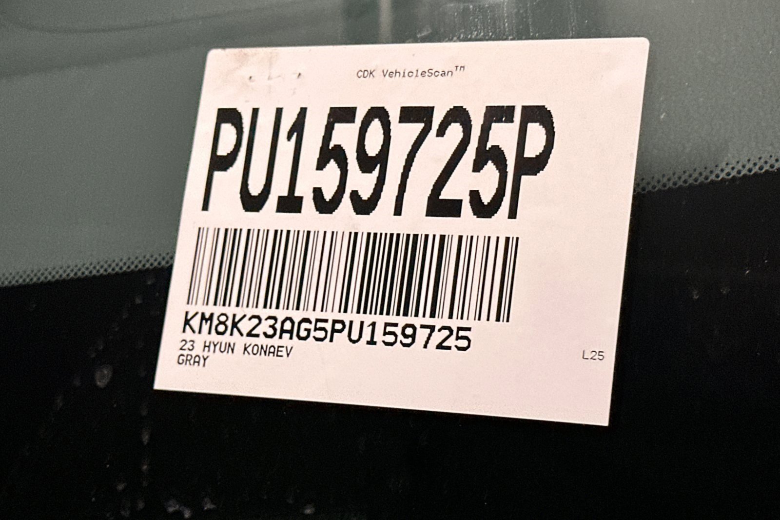 Used 2023 Hyundai Kona SE image 3