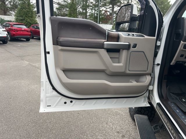 Used 2019 Ford F250 Limited image 38