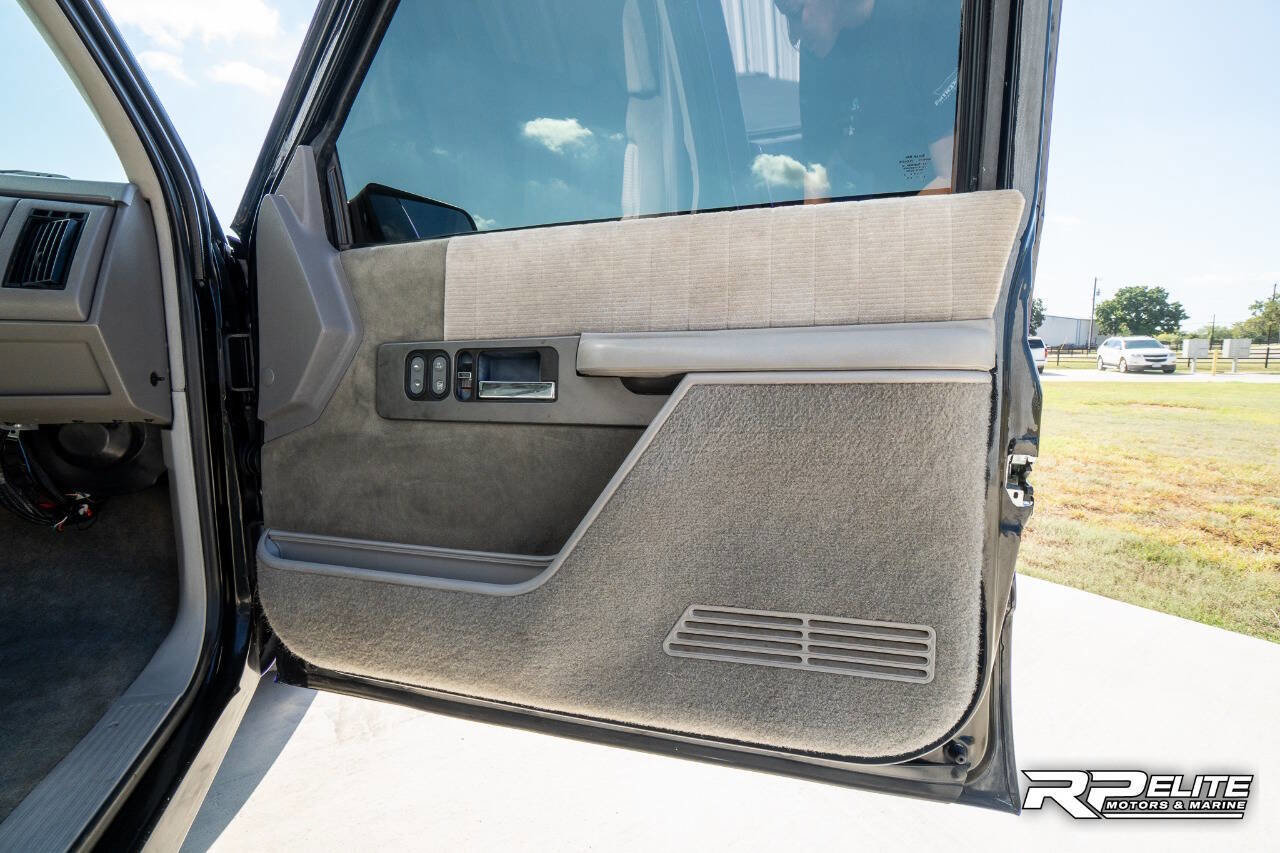 Used 1994 Chevrolet Silverado 1500 2WD Regular Cab image 73