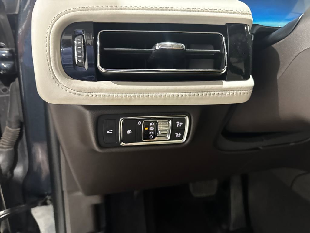 Used 2020 Lincoln Aviator Black Label w/ Dynamic Handling Package image 34