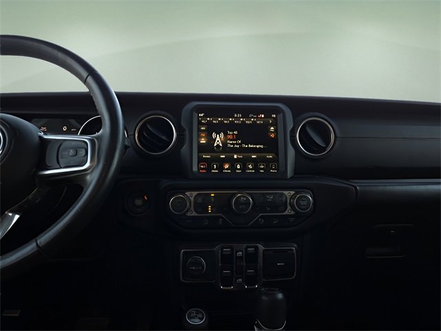 Used 2019 Jeep Wrangler Unlimited Sahara image 11
