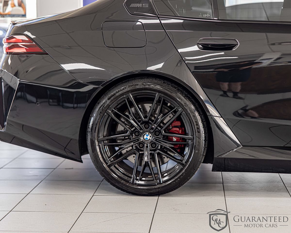 Used 2026 BMW M5 w/ Executive Package AWD/4WD image 10