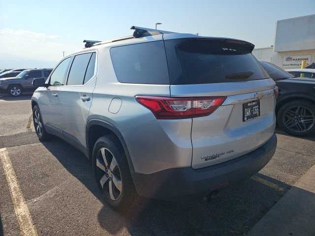 Used 2019 Chevrolet Traverse LT w/ LT Premium Package AWD/4WD image 5