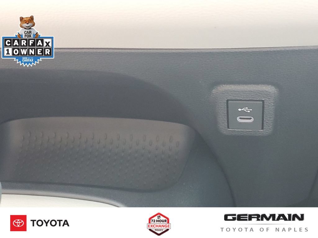 Used 2026 Toyota Corolla LE FWD image 31
