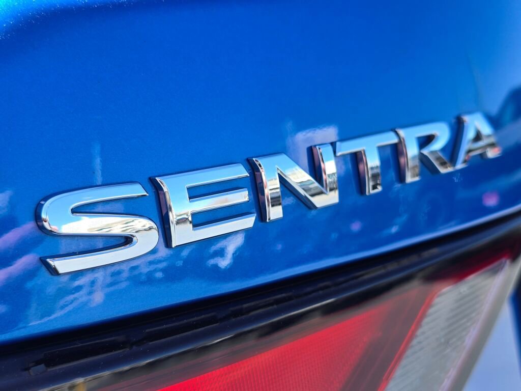 Used 2022 Nissan Sentra SV w/ All-Weather Package FWD image 14
