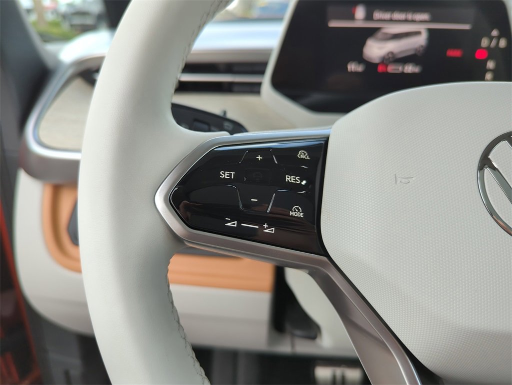 New 2025 Volkswagen ID. Buzz Pro S Plus image 37