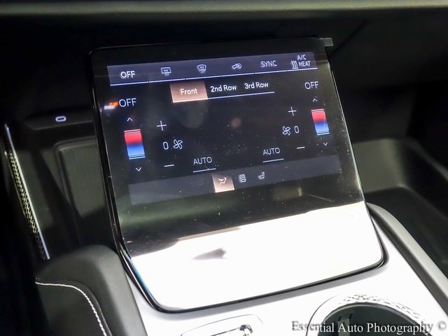 New 2026 Cadillac Vistiq Luxury w/ LPO, Floor Liner Package image 18