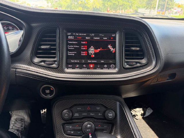Used 2022 Dodge Challenger R/T Scat Pack RWD image 18