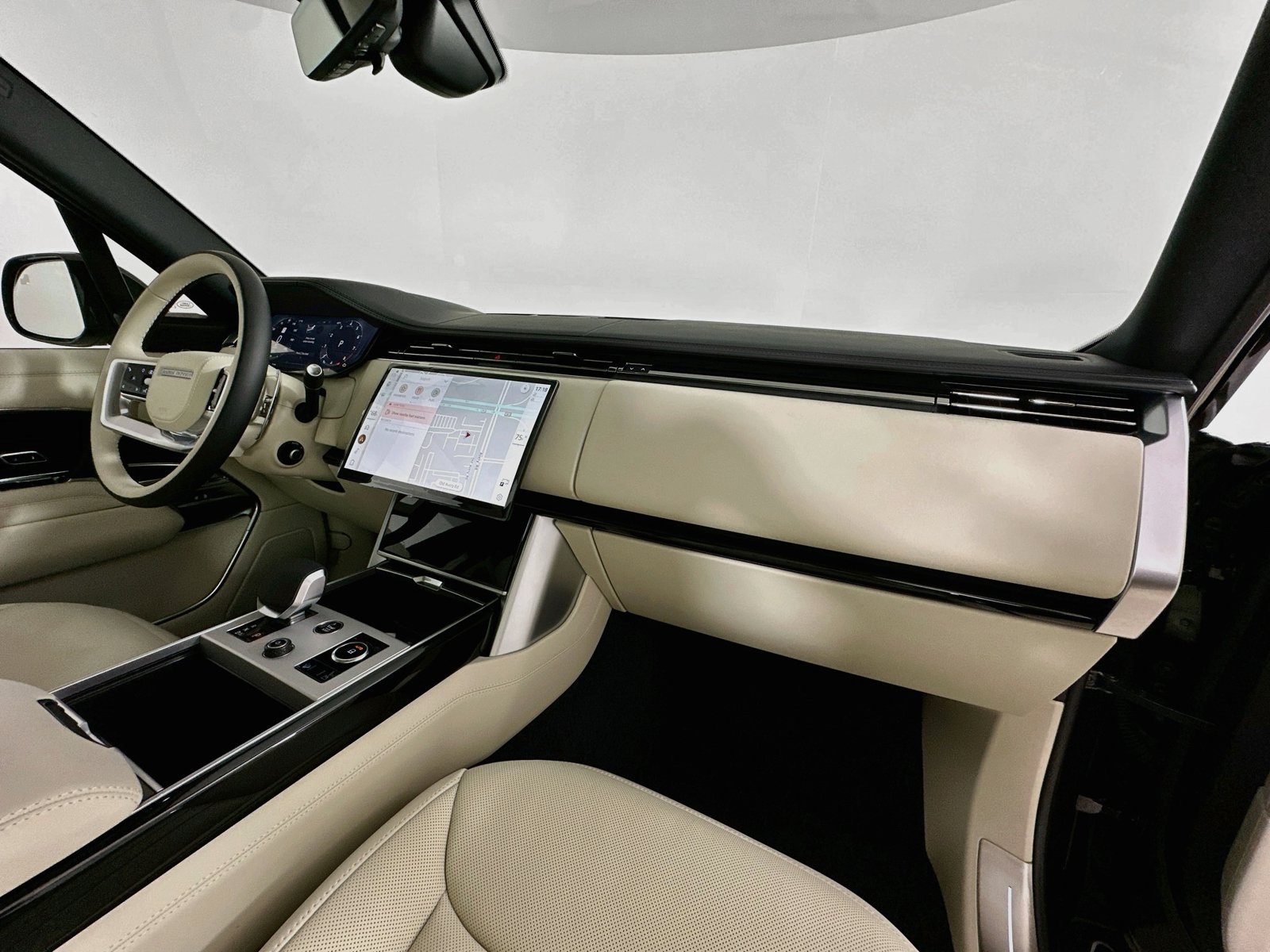 New 2027 Land Rover Range Rover Long Wheelbase SE AWD/4WD image 47