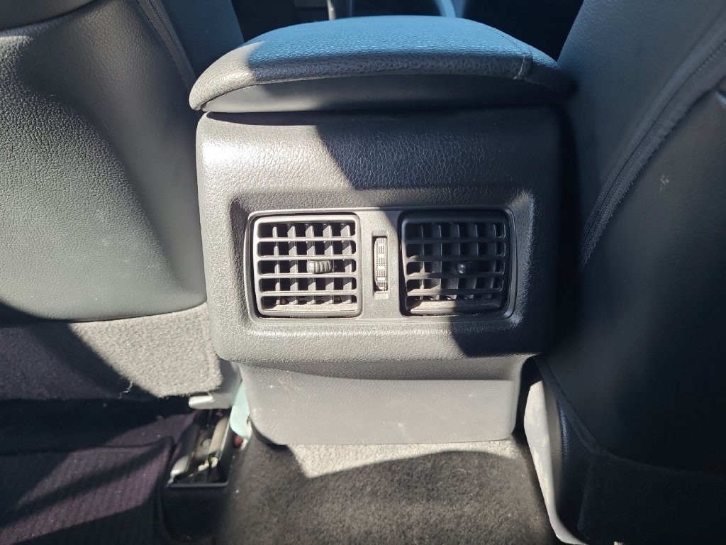 Used 2019 Toyota Camry XSE FWD image 28
