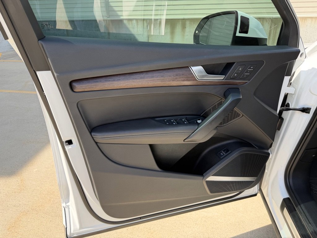 Used 2021 Audi Q5 2.0T Premium Plus w/ Premium Plus Package image 11