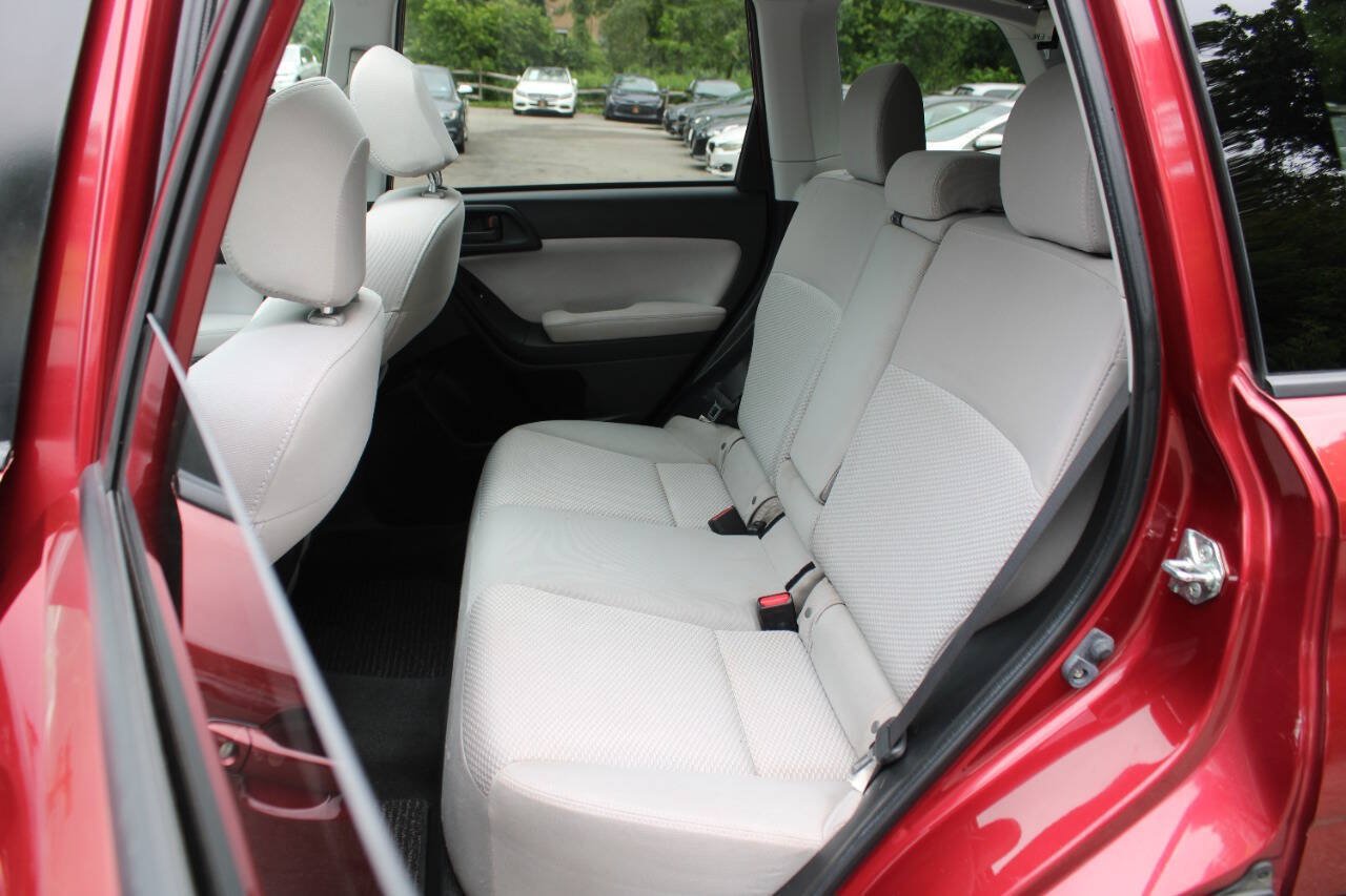 Used 2015 Subaru Forester 2.5i Premium AWD/4WD image 26