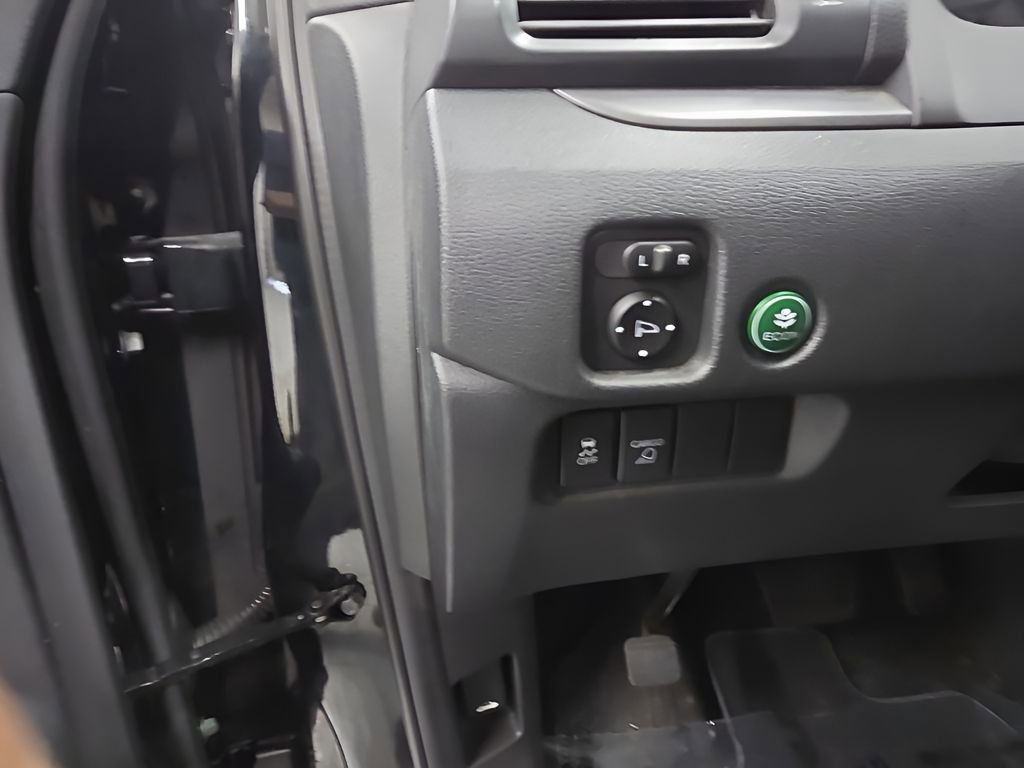 Used 2017 Honda Ridgeline RTL-T image 11