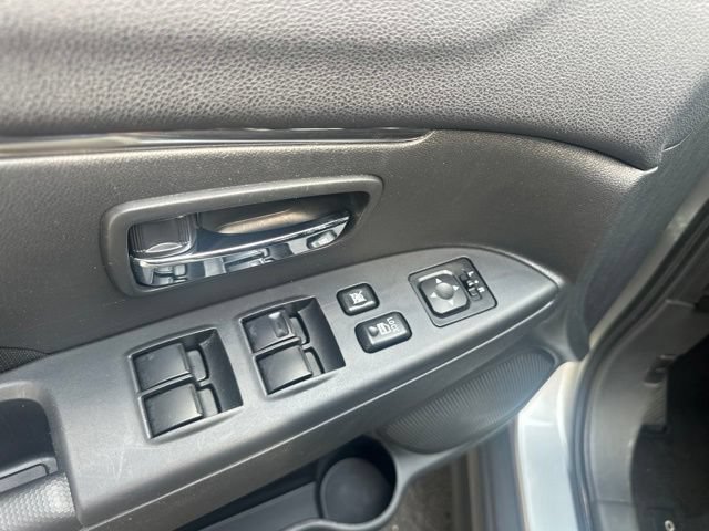 Used 2025 Mitsubishi Outlander Sport ES AWD/4WD image 6