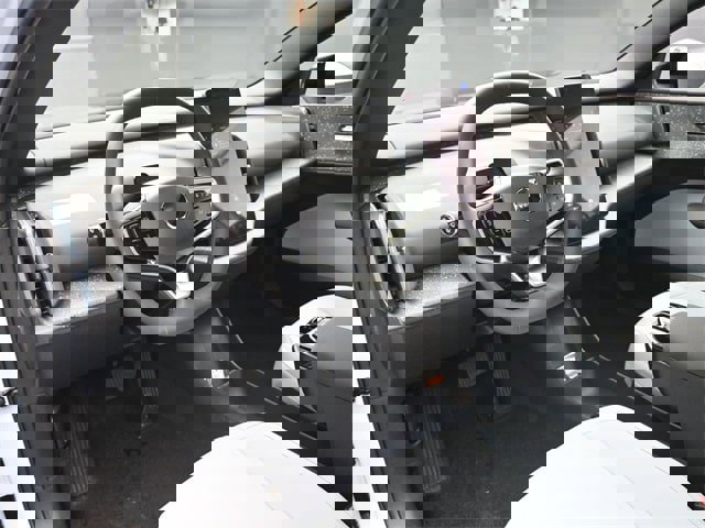 New 2025 Volvo EX30 Ultra w/ Climate Package image 18