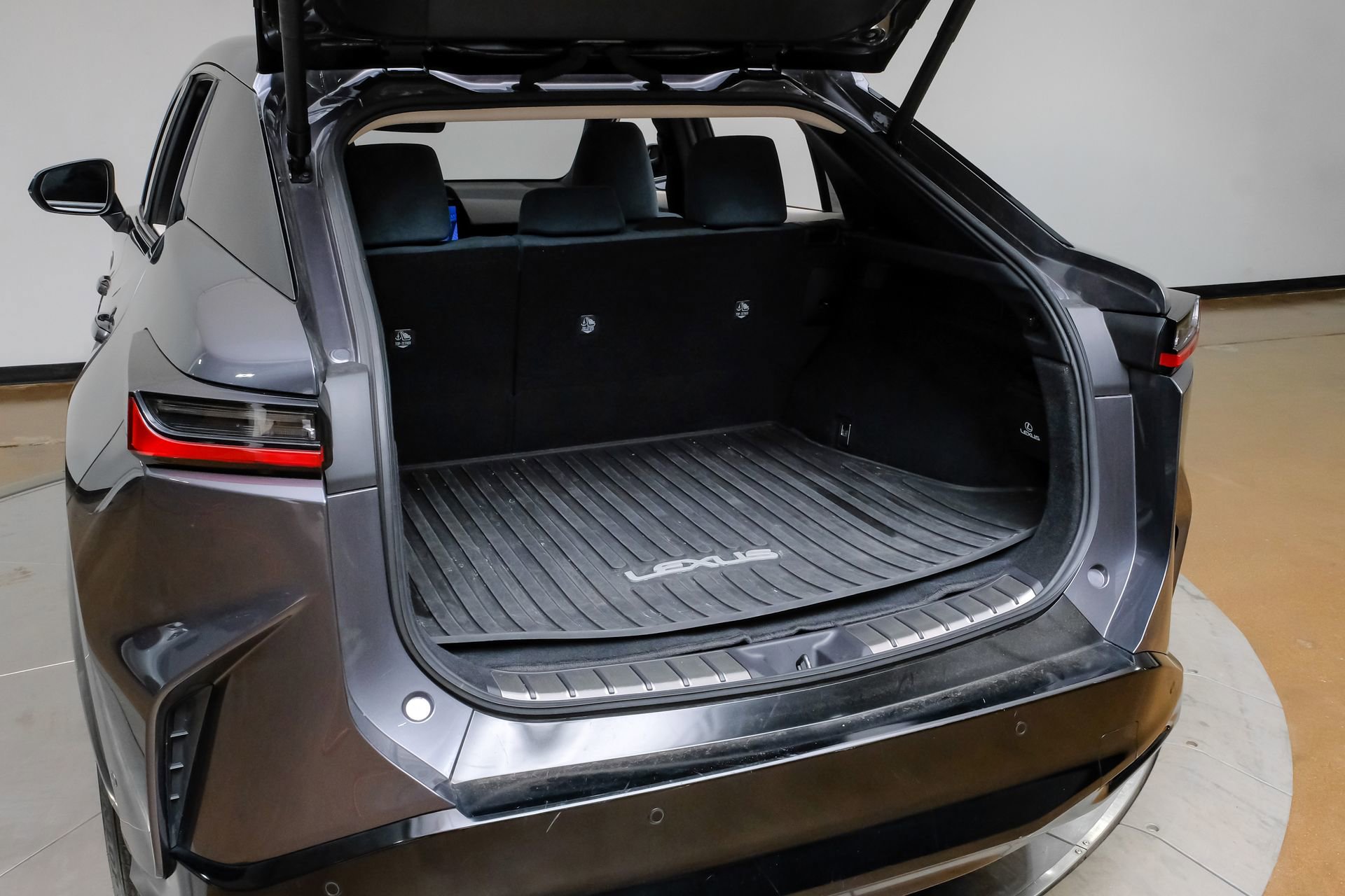 Used 2023 Lexus RZ 450e Premium w/ Accessory Package (2T) image 55