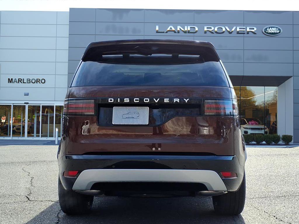New 2026 Land Rover Discovery Limited Edition AWD/4WD image 7