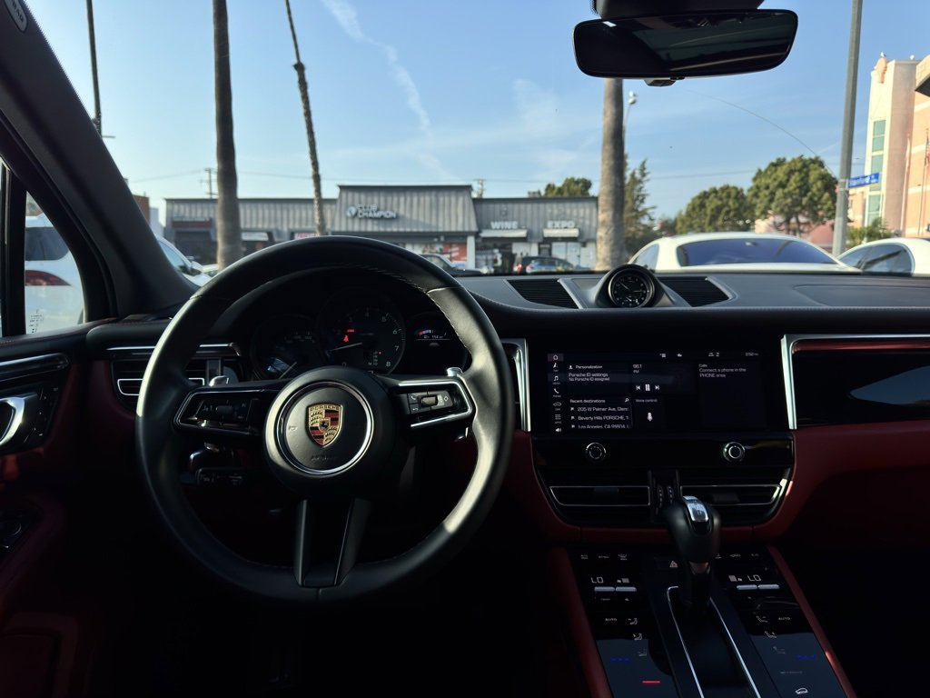 Used 2023 Porsche Macan image 26