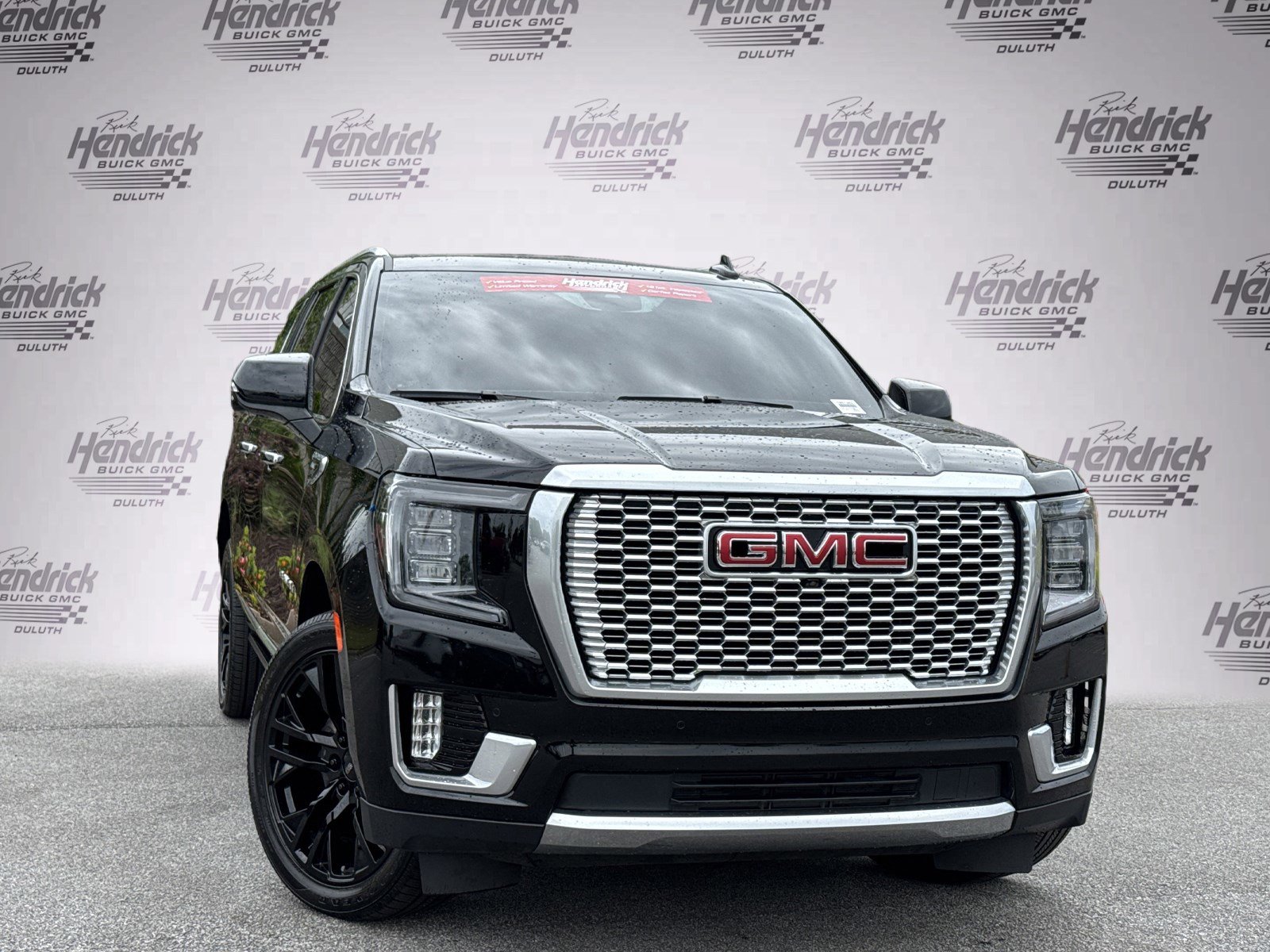 Used 2023 GMC Yukon XL Denali RWD image 2