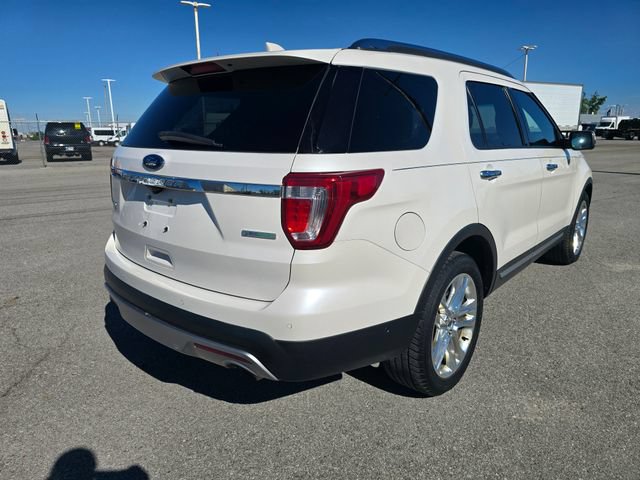Used 2017 Ford Explorer Limited w/ Equipment Group 301A FWD image 3