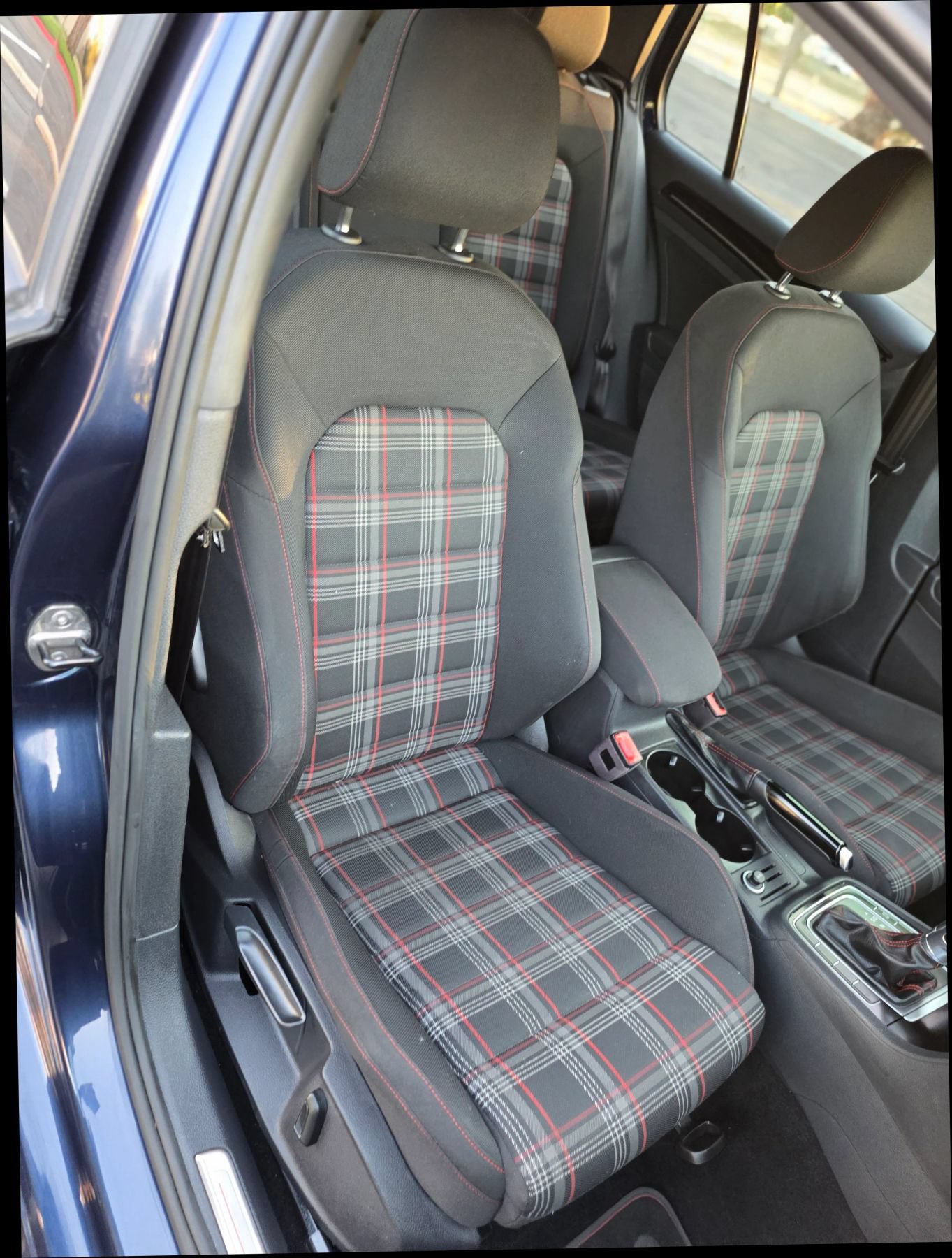 Used 2017 Volkswagen GTI Sport FWD image 13