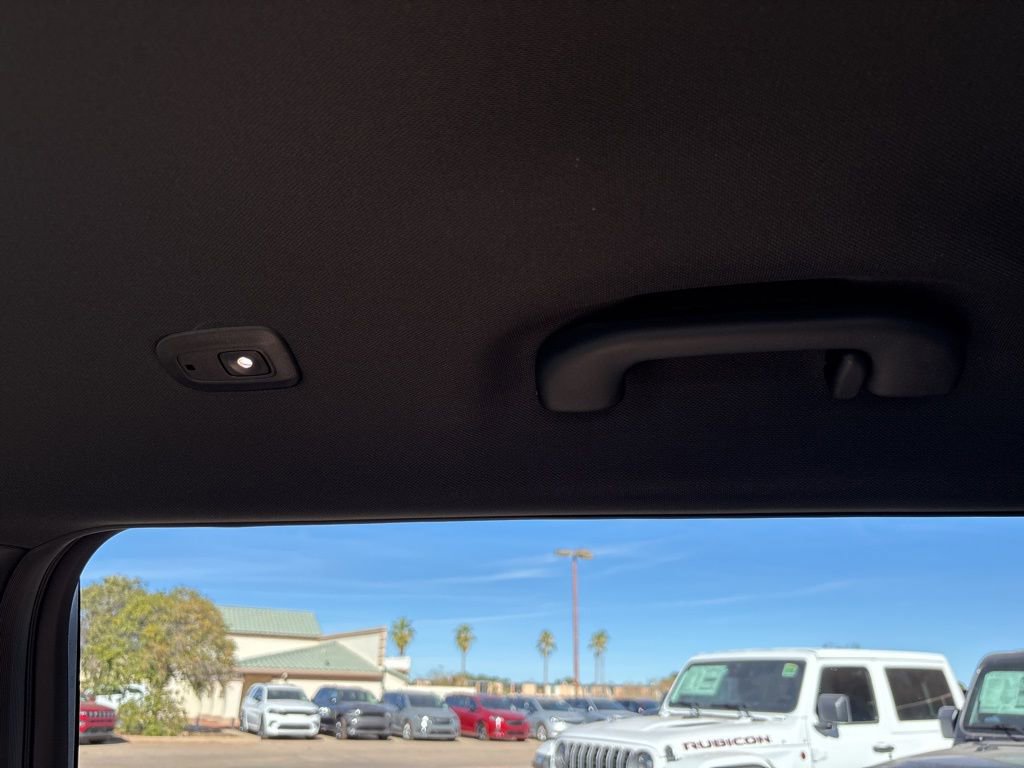 New 2025 Jeep Grand Cherokee L Limited w/ Black Appearance Package image 42