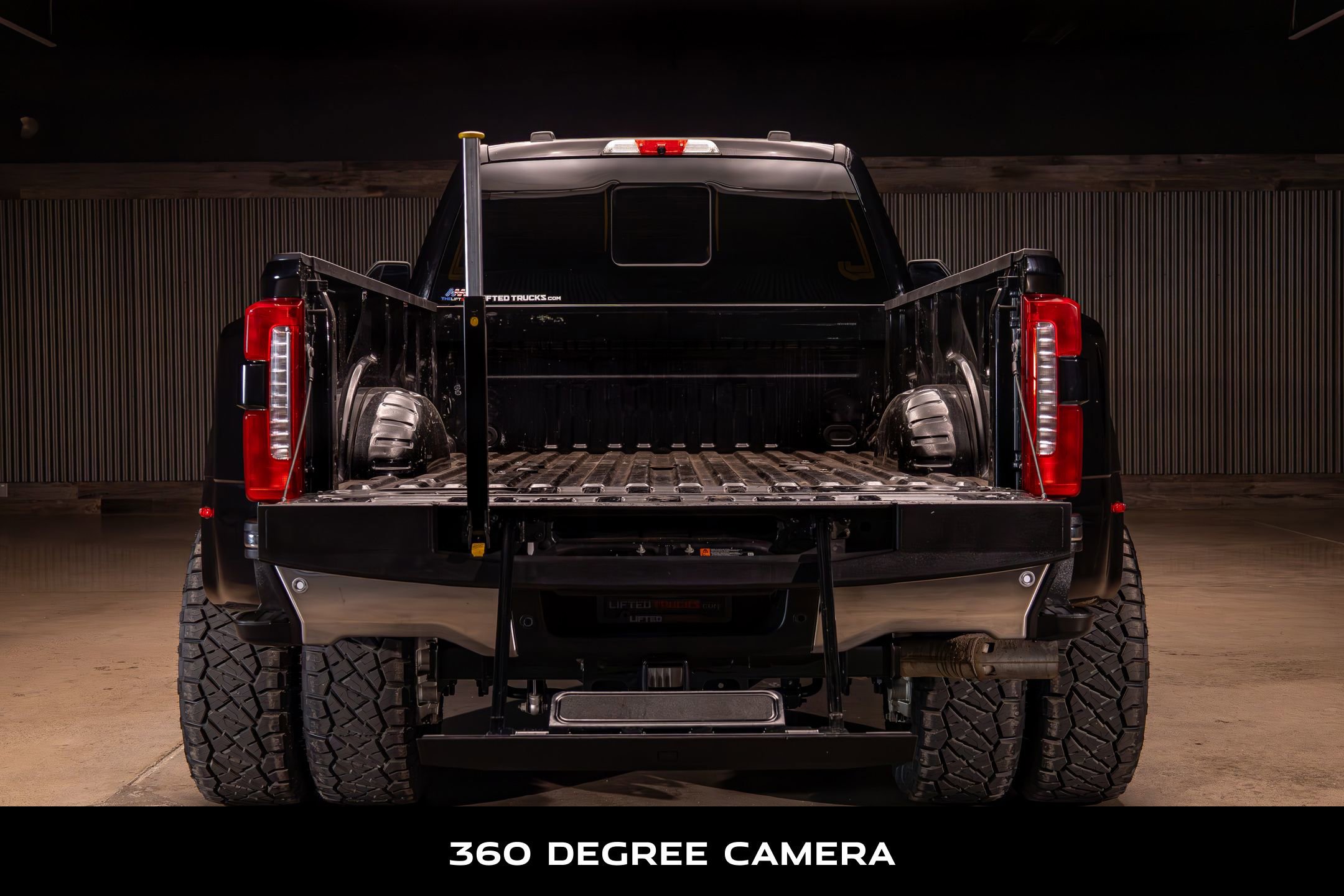 Used 2025 Ford F450 XLT w/ 360-Degree Camera Package AWD/4WD image 9