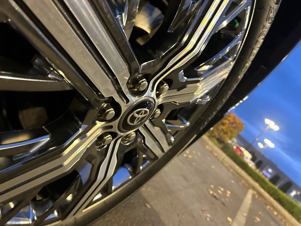 Used 2025 Toyota Sequoia 4WD image 37