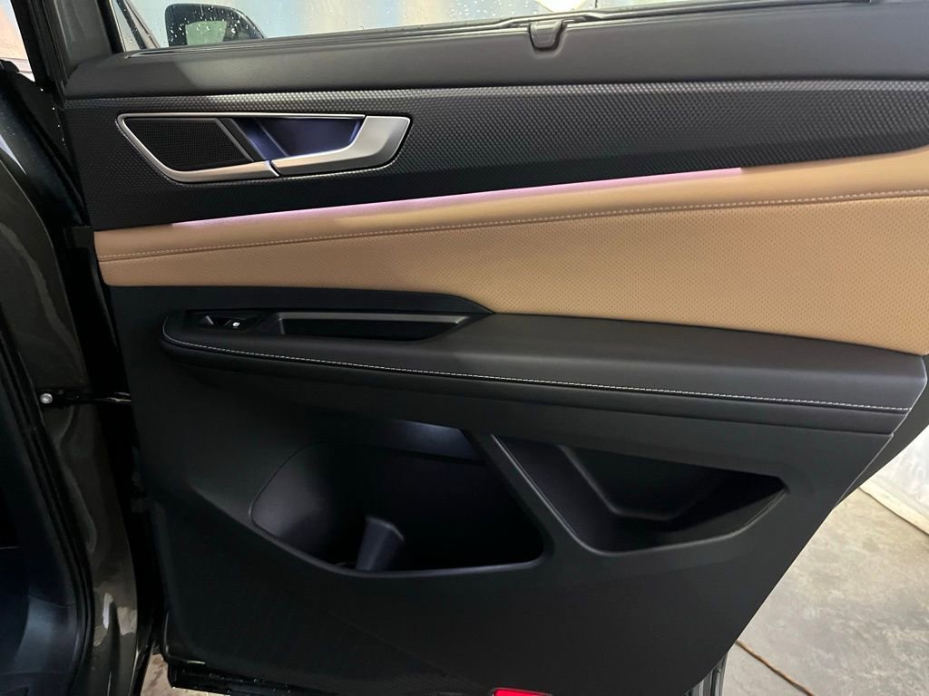 New 2026 Volkswagen Atlas Cross Sport SEL R-Line image 22