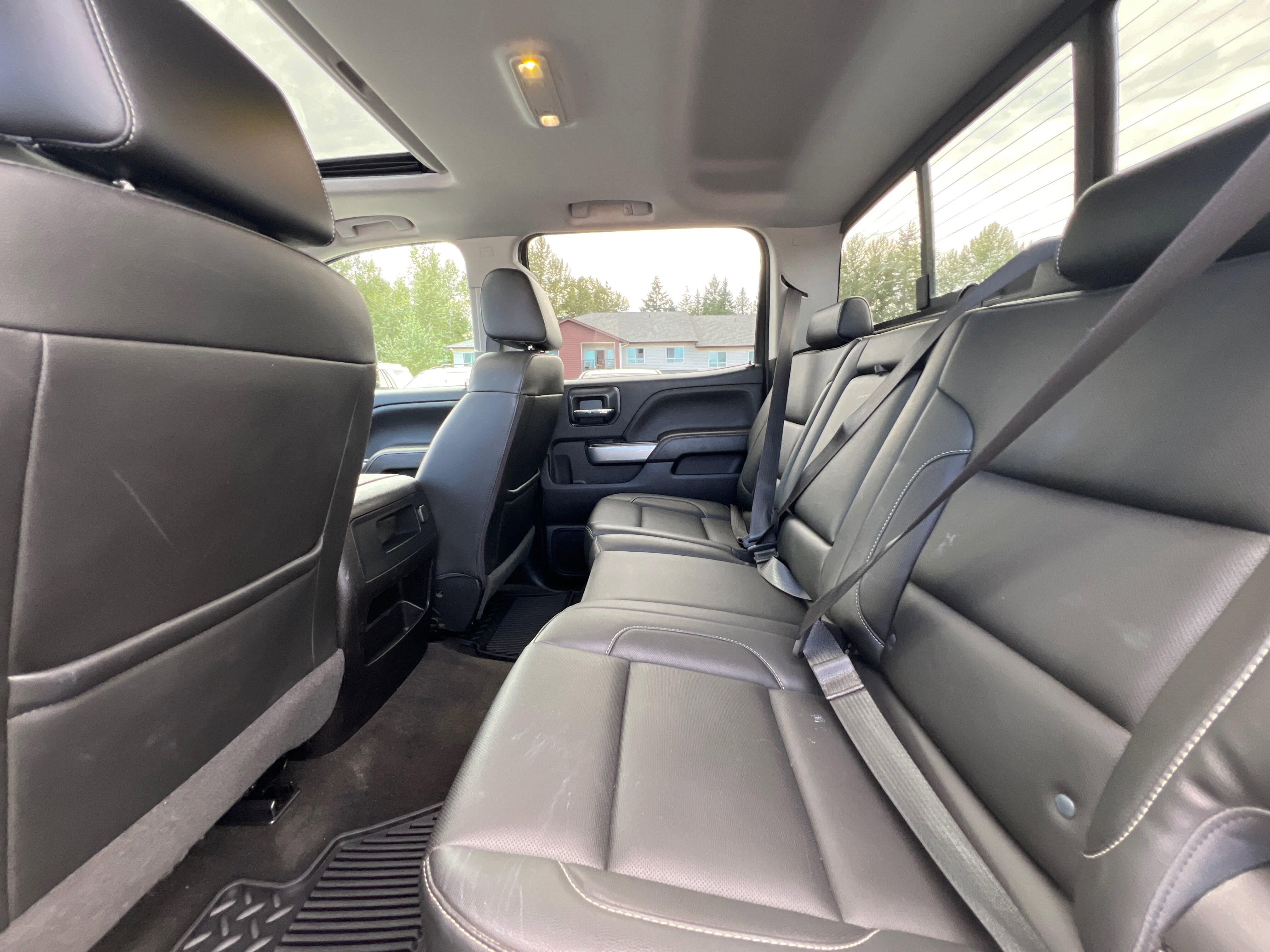 Used 2018 Chevrolet Silverado 3500 LTZ image 27