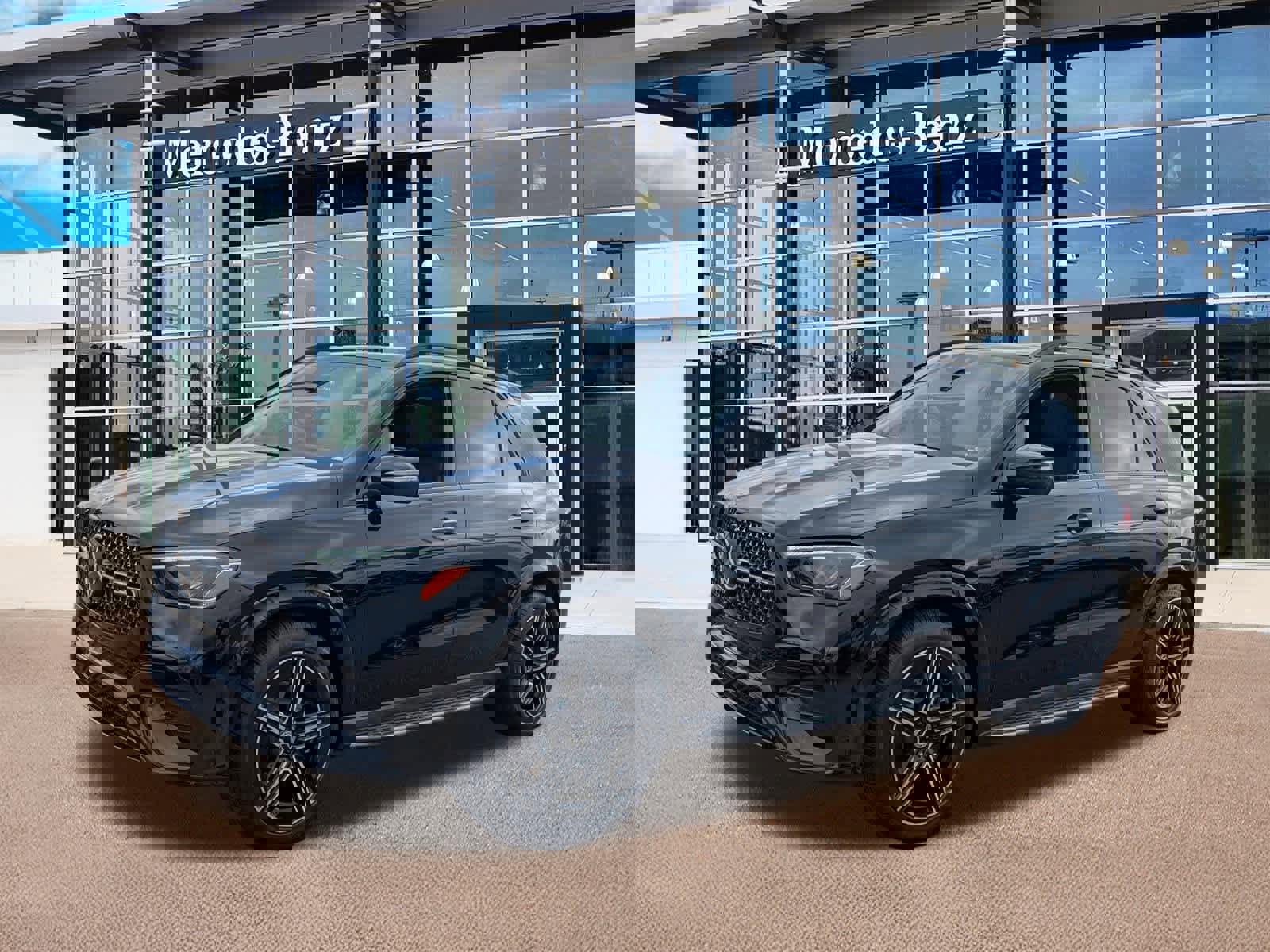 New 2026 Mercedes-Benz GLE 580 4MATIC image 1