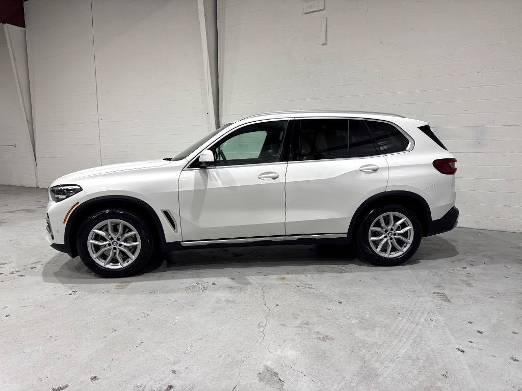 Used 2019 BMW X5 xDrive40i w/ Premium Package 2 AWD/4WD image 22
