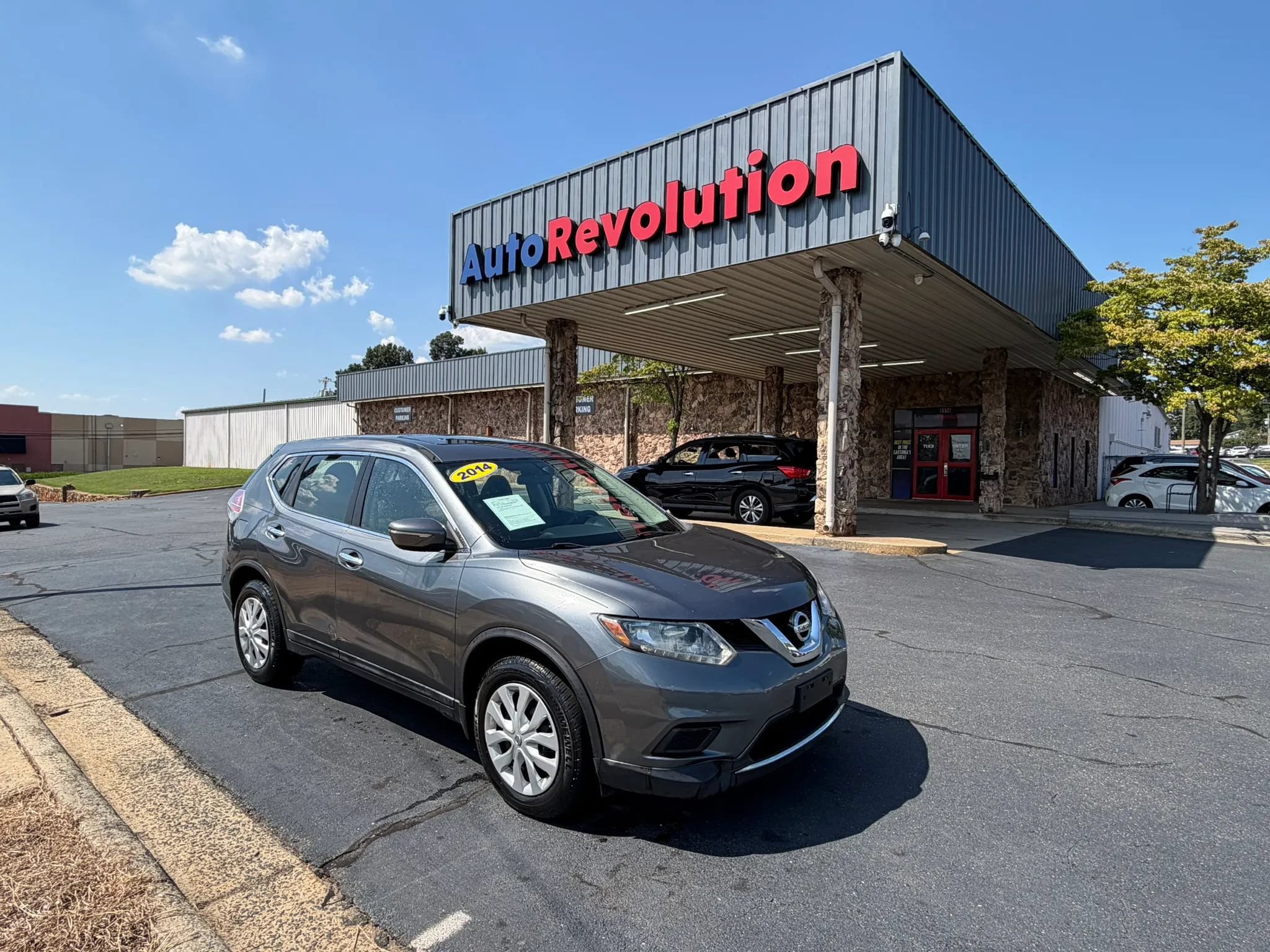 Used 2014 Nissan Rogue S