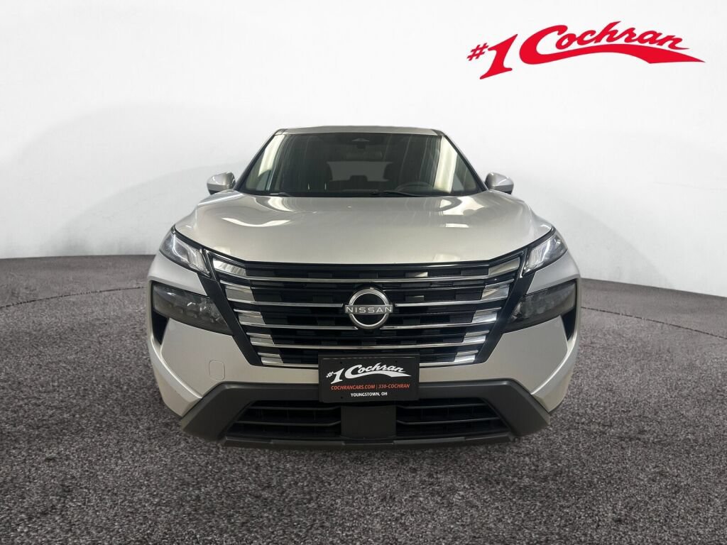 Used 2024 Nissan Rogue SV AWD/4WD image 31
