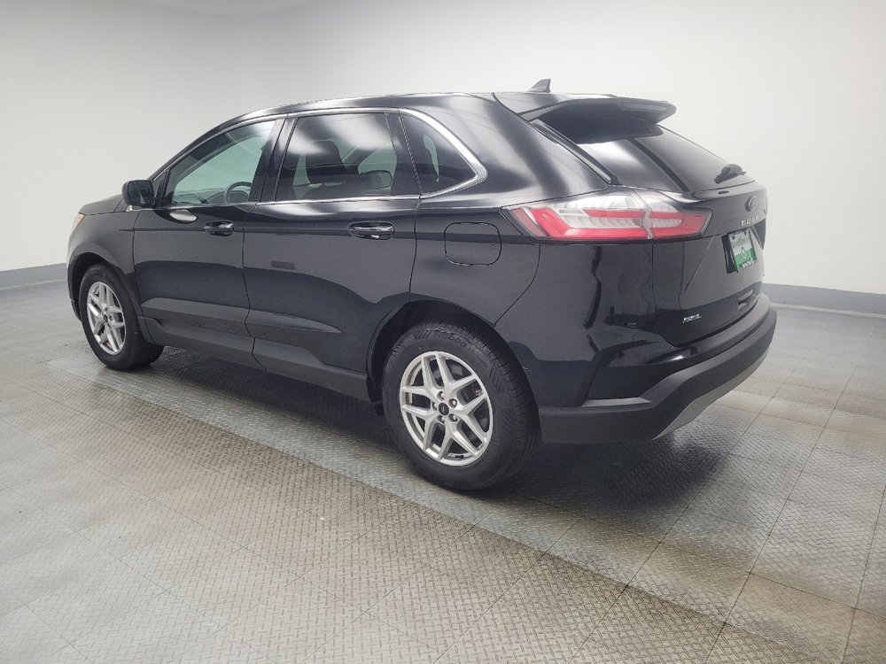 Used 2023 Ford Edge SEL image 3