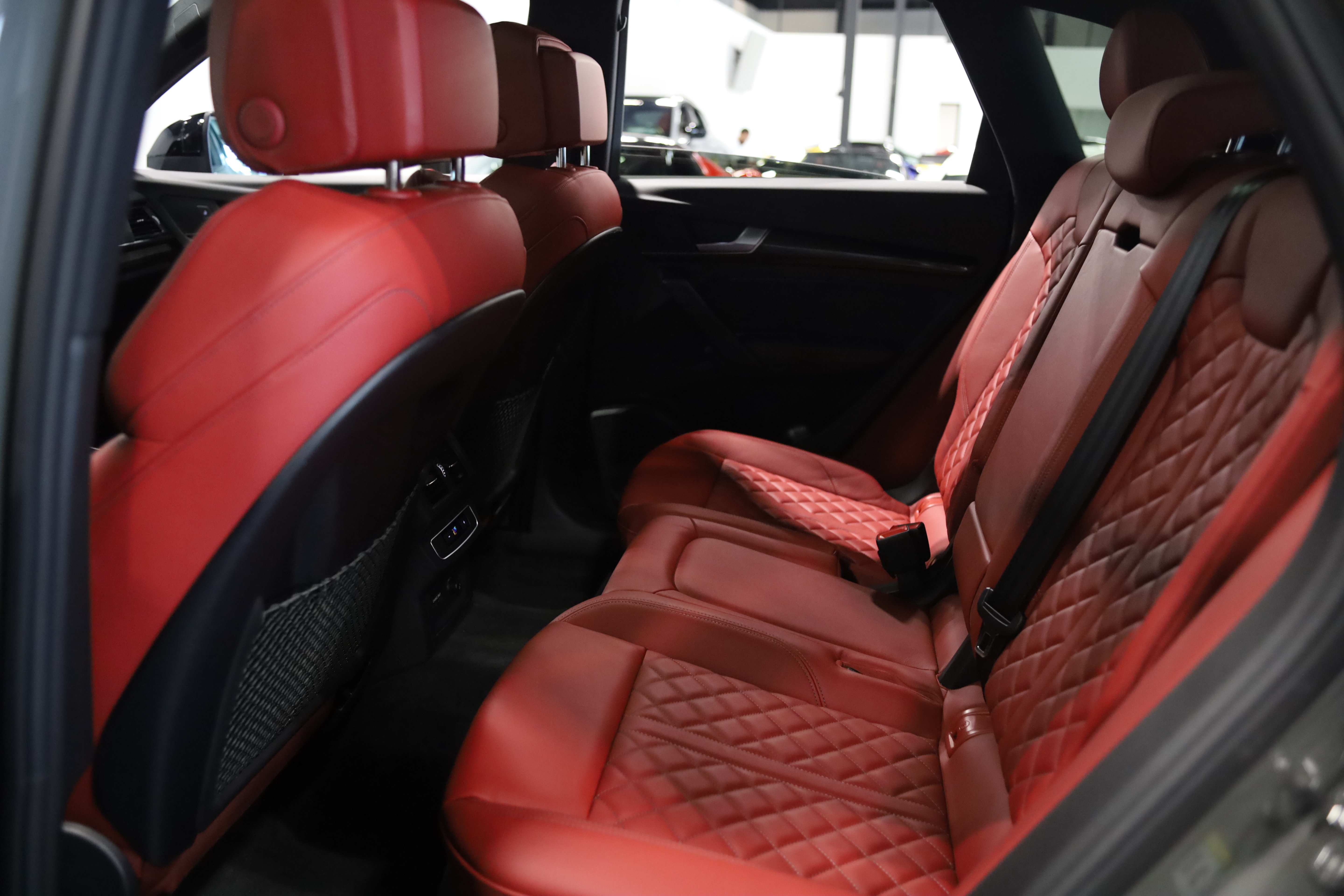 Used 2023 Audi SQ5 Premium Plus w/ Premium Plus Package AWD/4WD image 38