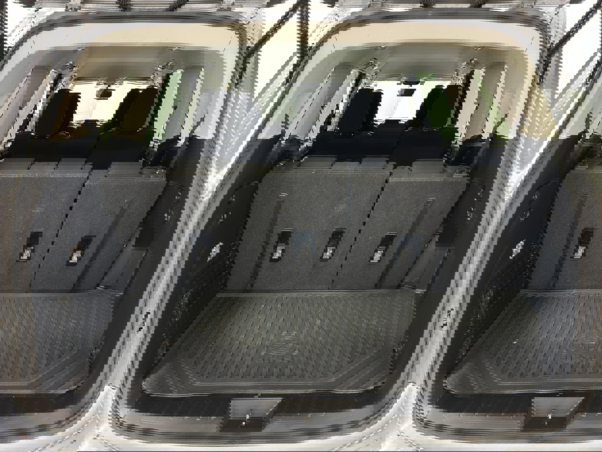 Used 2021 Subaru Ascent Premium w/ Convenience Package image 34