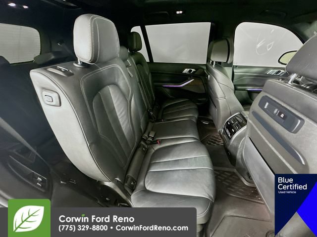 Used 2020 BMW X7 M50i w/ Dynamic Handling Package AWD/4WD image 32