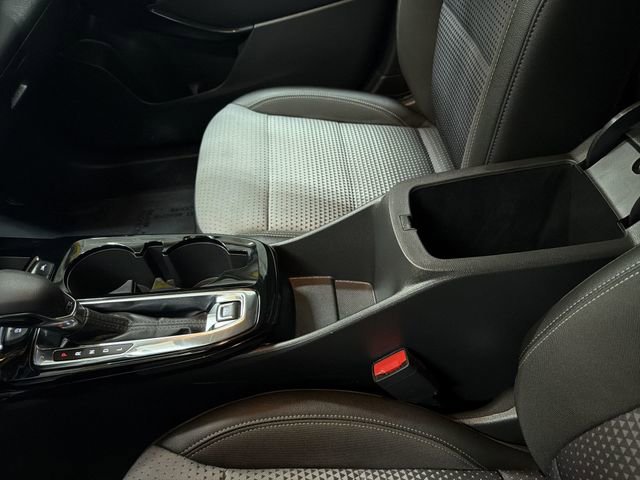 Certified 2025 Chevrolet Trax LT w/ LT Convenience Package FWD image 21