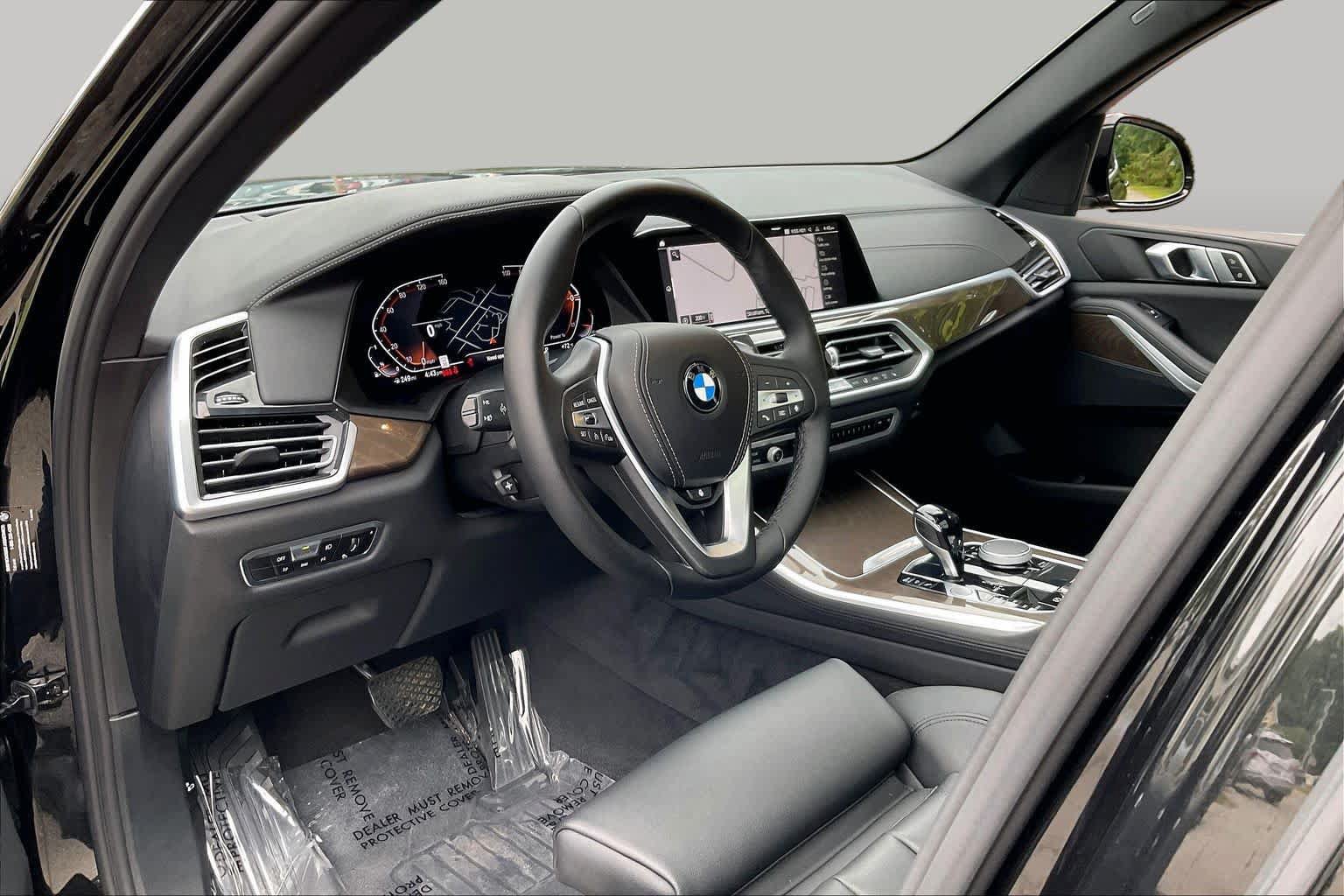 Used 2022 BMW X5 xDrive40i w/ Premium Package AWD/4WD image 17