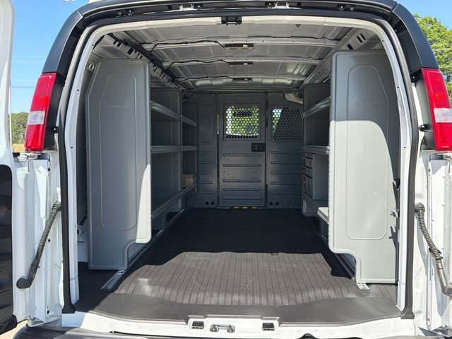 New 2025 Chevrolet Express 2500 w/ Driver Convenience Package image 17