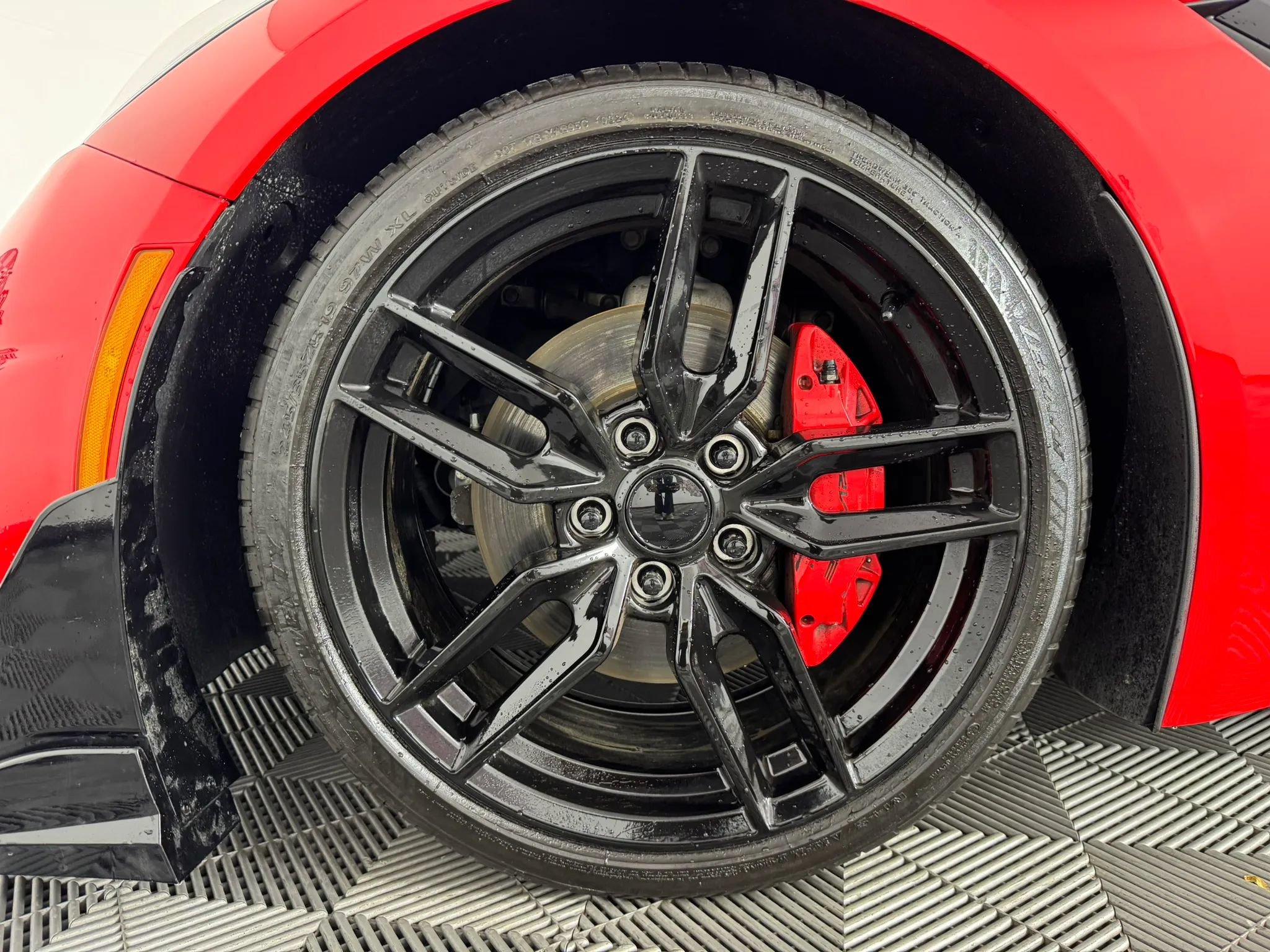 Used 2015 Chevrolet Corvette Stingray Convertible w/ ZF1 Appearance Package RWD image 43
