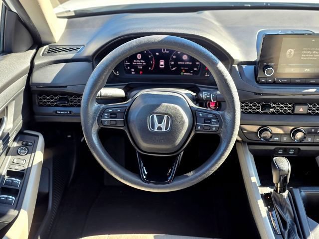 Used 2023 Honda Accord LX image 12