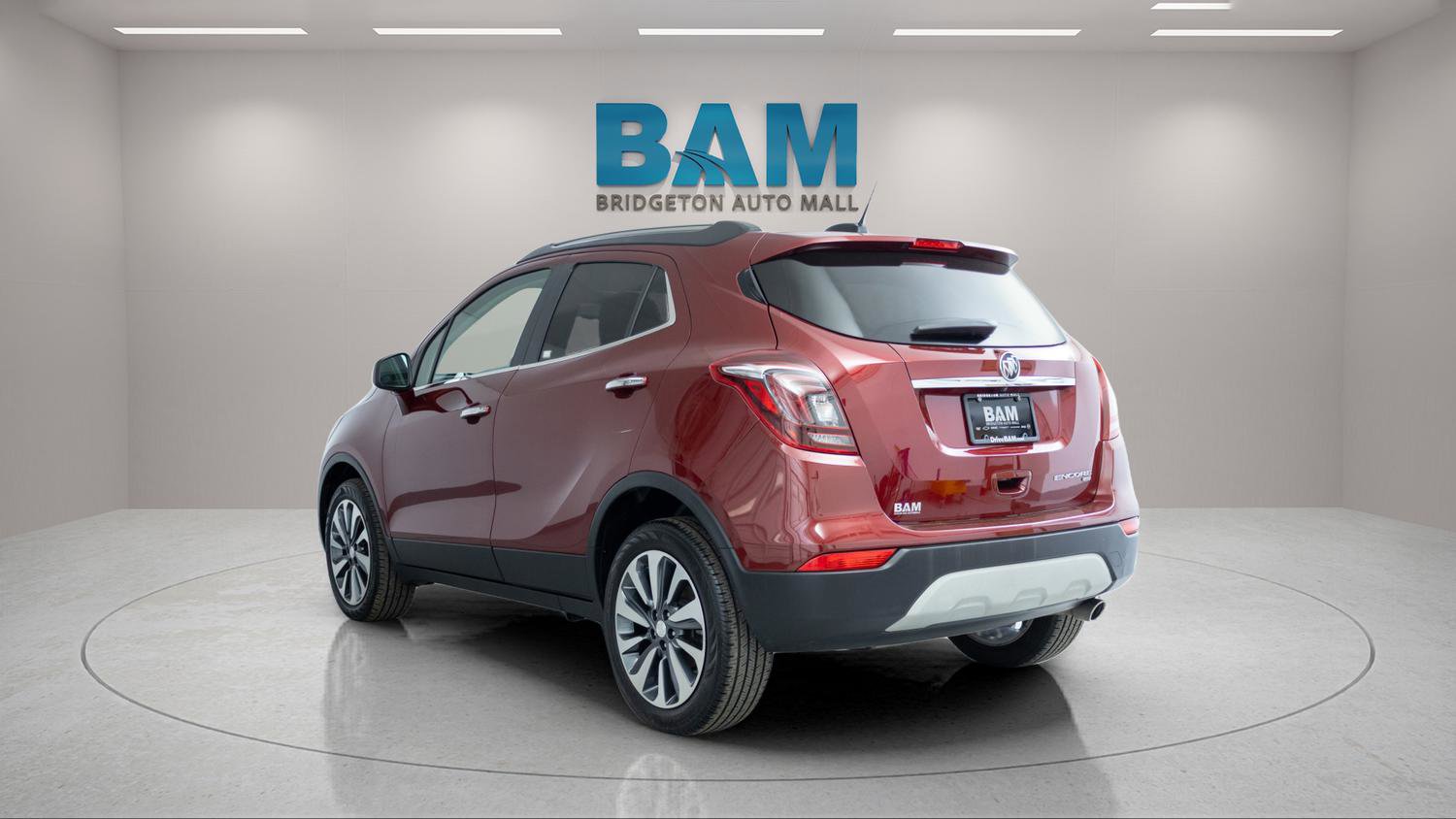 Certified 2022 Buick Encore Preferred AWD/4WD image 5
