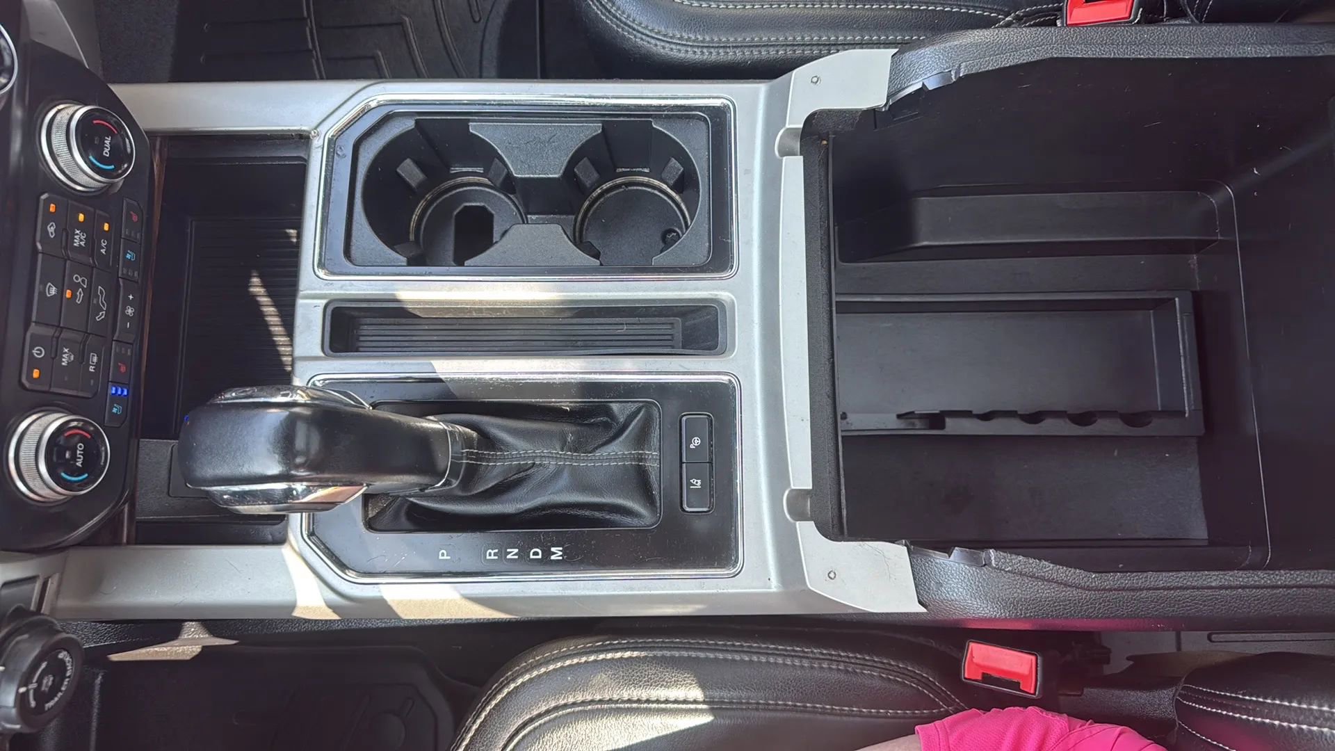 Used 2019 Ford F150 Lariat w/ Equipment Group 502A Luxury image 19