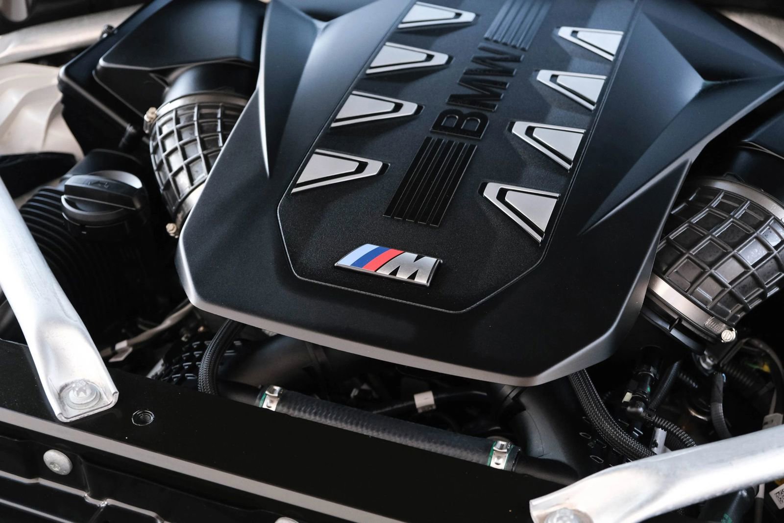 Used 2024 BMW X5 M60i w/ Executive Package image 50