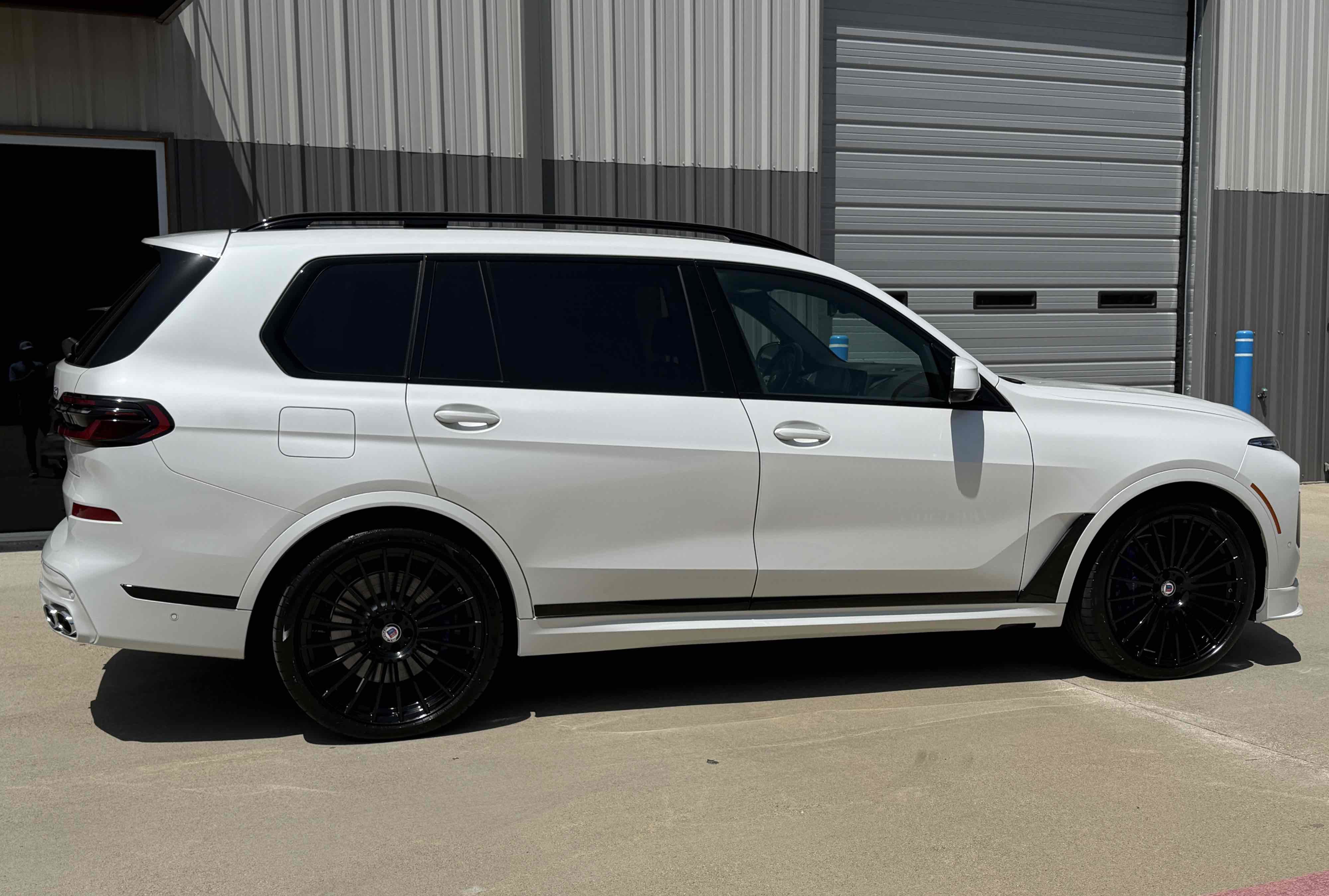 Used 2025 BMW ALPINA XB7 AWD/4WD image 83