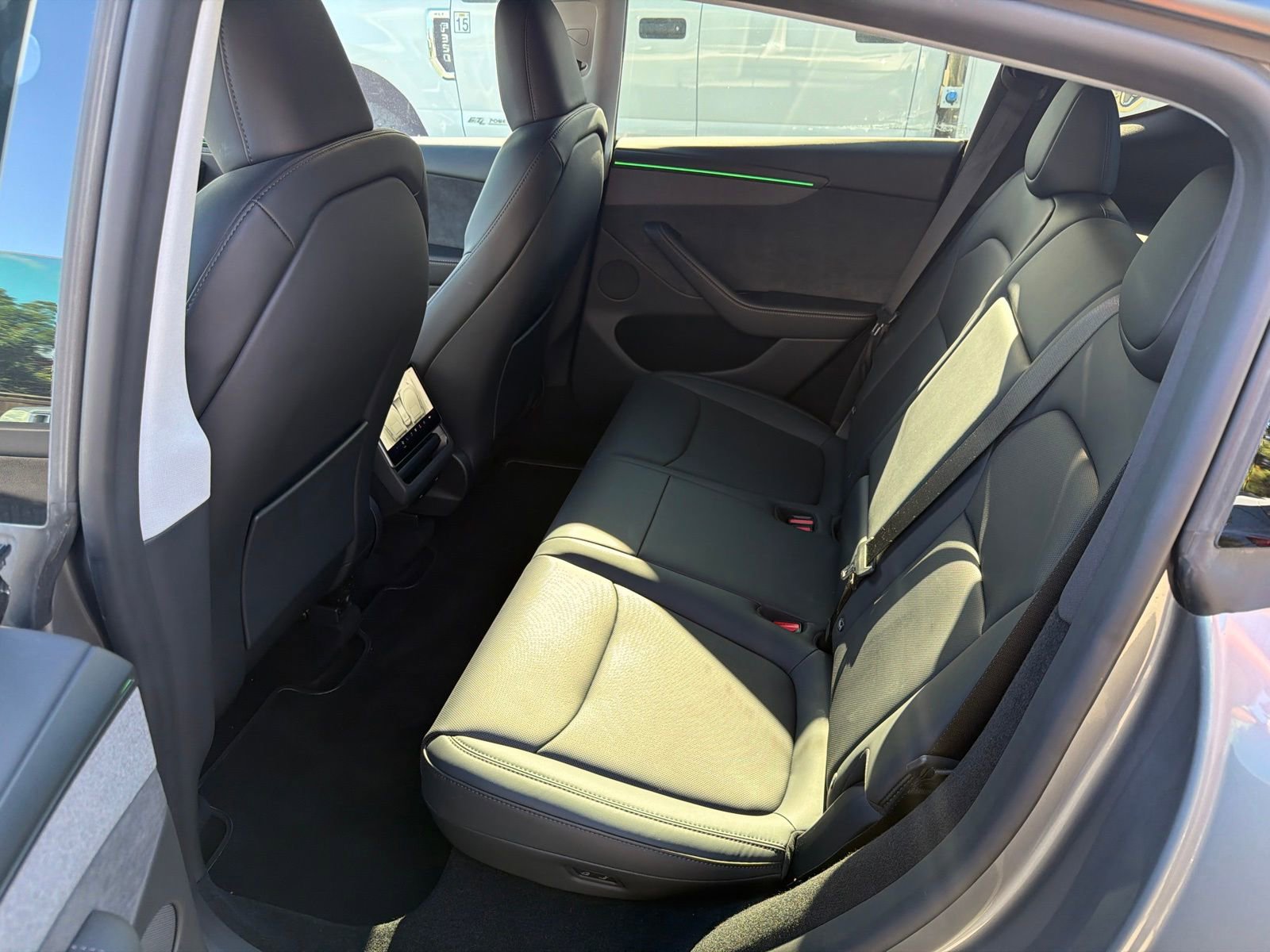 Used 2026 Tesla Model Y AWD image 12