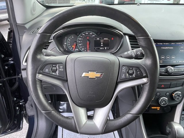 Certified 2022 Chevrolet Trax LT w/ LT Convenience Package image 28